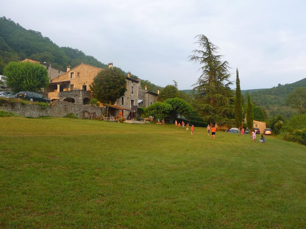 Gites Du Domaine De Serre Long Saint-Maurice-dʼIbie エクステリア 写真